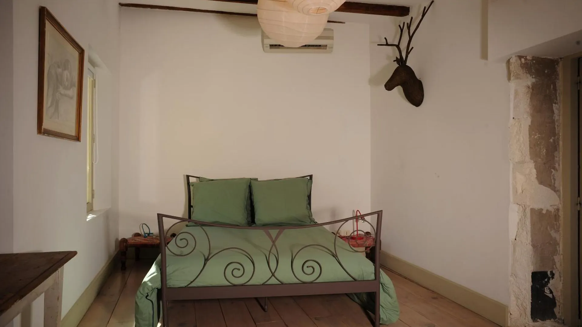 Maison De Fogasses Avinhão 0*,